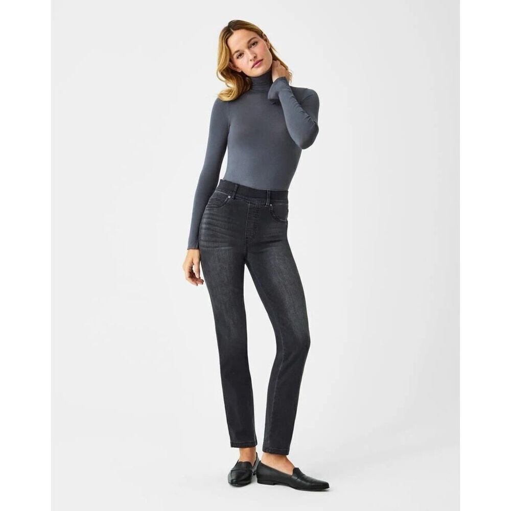 Spanx Ankle Straight Leg Jeans in Vintage Black Medium